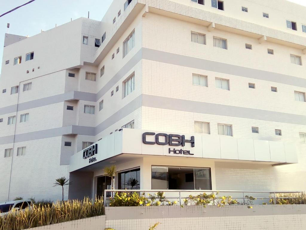 eine Darstellung der Fassade eines Hotels in der Unterkunft COBH Hotel in Caruaru