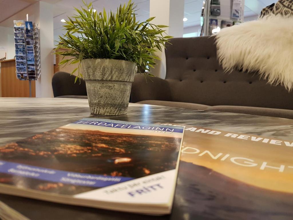 Posezení v ubytování Hotel Mikligardur