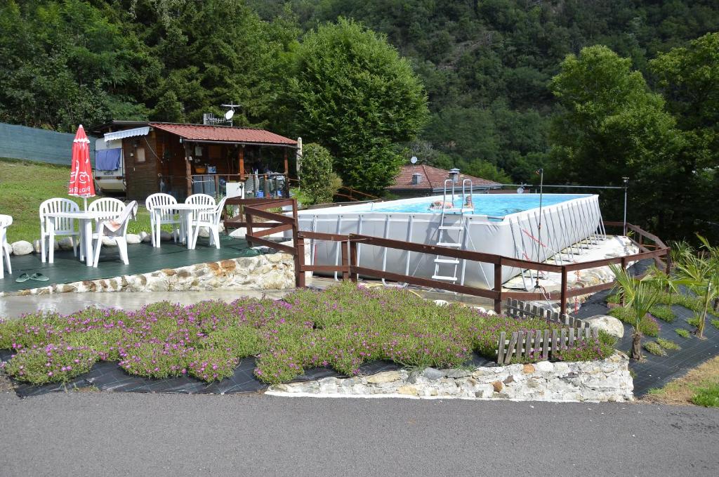 Piscina di Camping Adamello o nelle vicinanze
