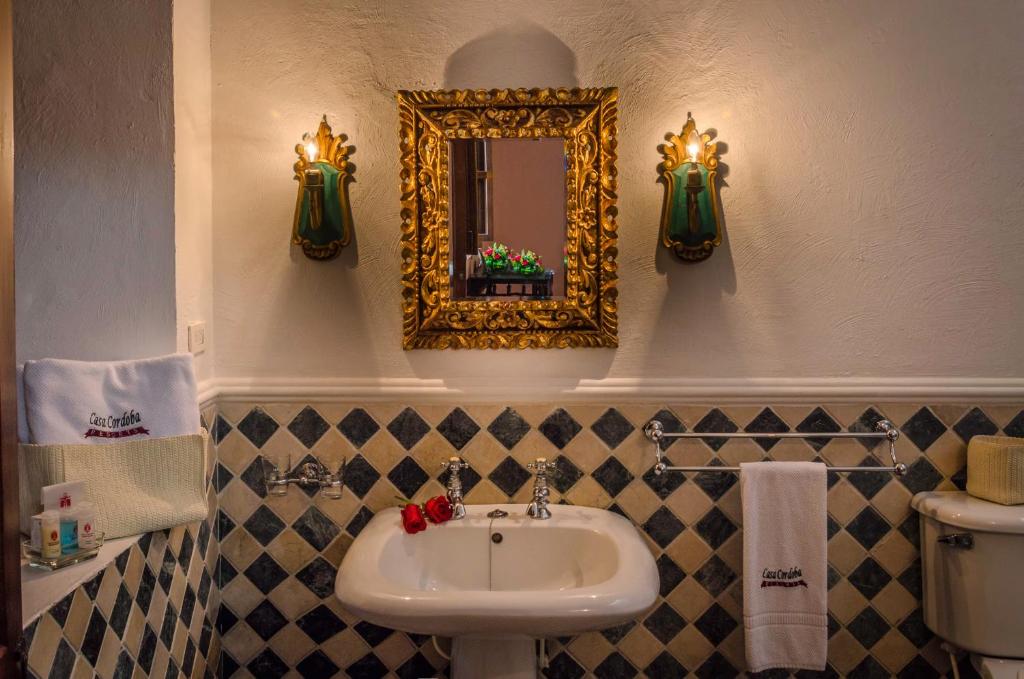 Koupelna v ubytování Hotel Boutique Casa Córdoba Estrella