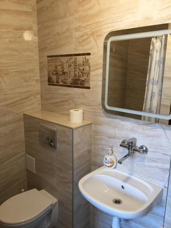 Łazienka w obiekcie Motel u Olka Boczów