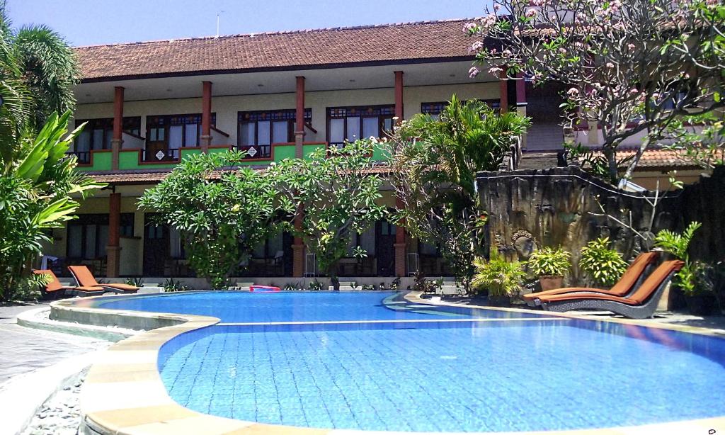 Bazén v ubytování Bali Diva Hotel Kuta nebo v jeho okolí