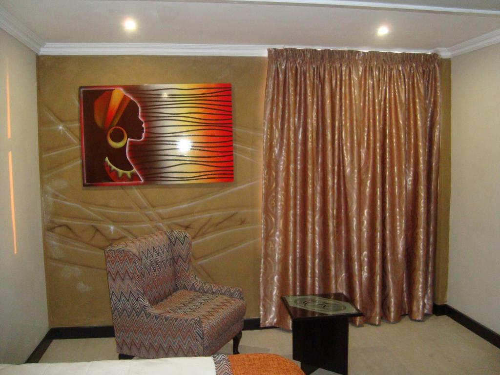 Kismet Hotel - Sala Familiar (2 Adultos + 2 Niños)