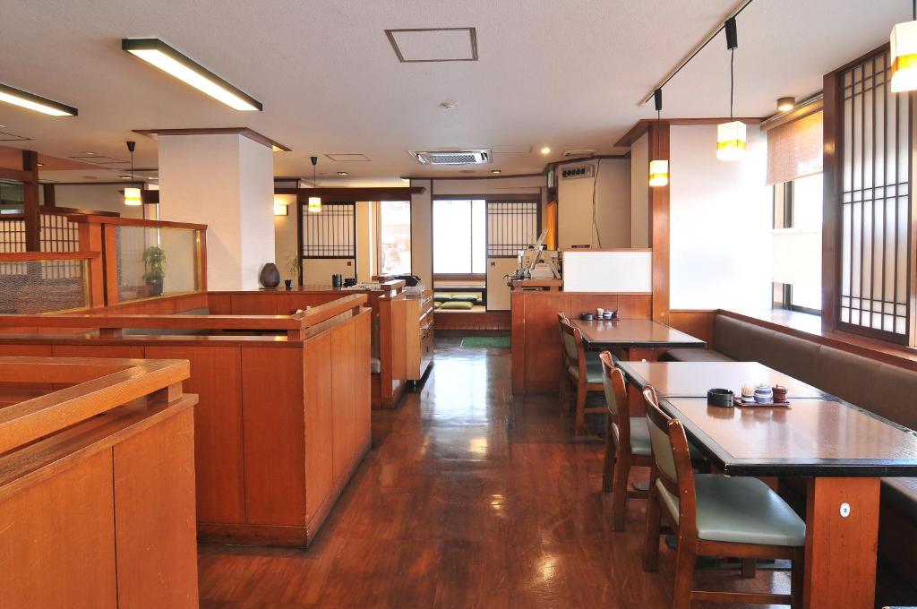 Restaurace v ubytování Yawatajuku Dai-ichi Hotel