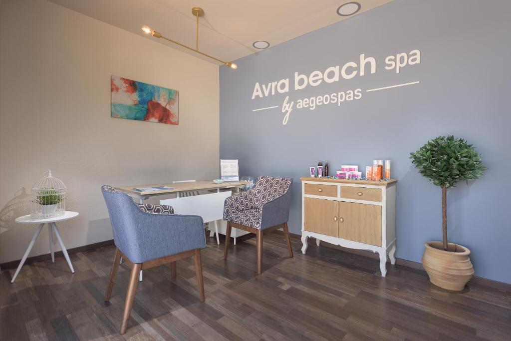 Zdjęcie z galerii obiektu Avra Beach Resort w miejscowości Ixiá
