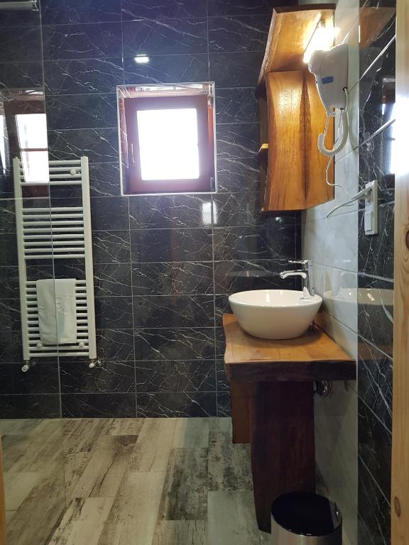 Rustic Lodge Plitvice - 1