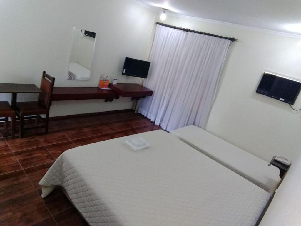  Hotel Lago Azul