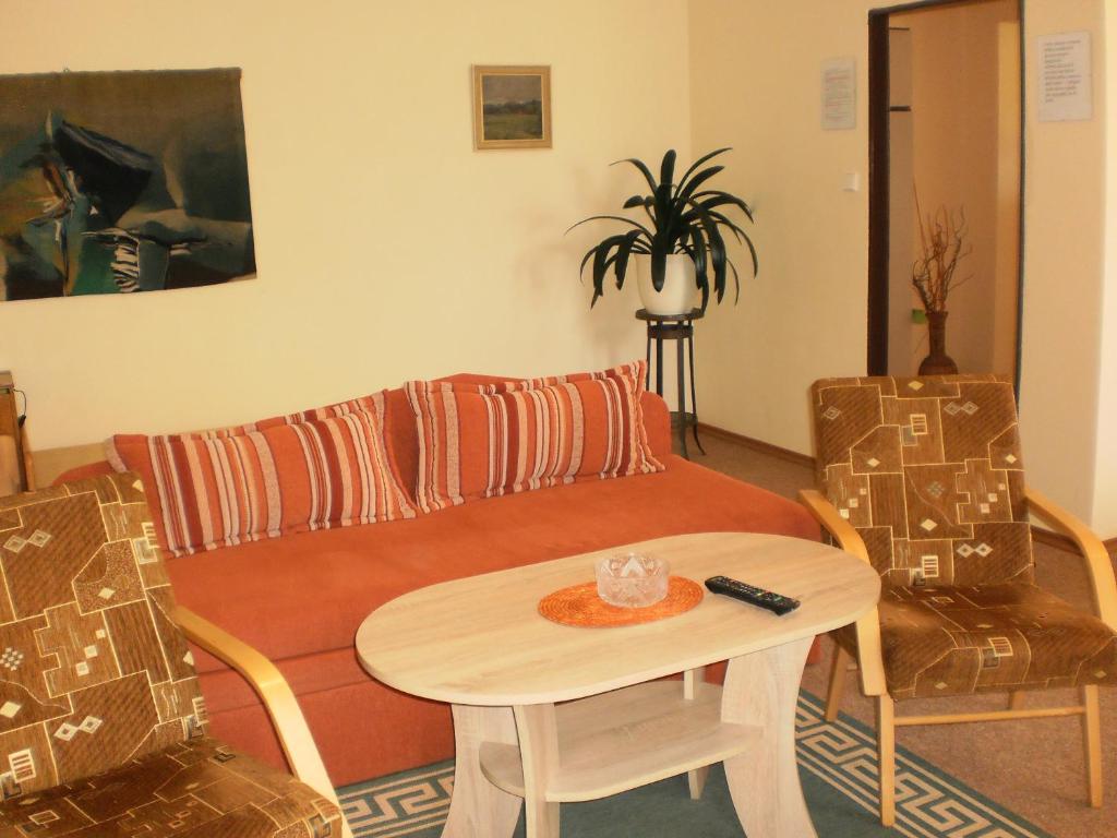 Istumisnurk majutusasutuses Apartman Kublovi