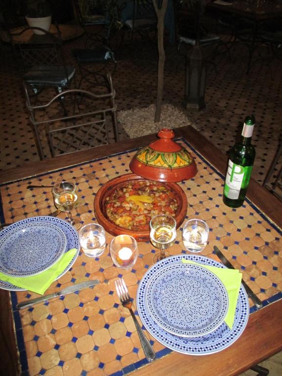 Nápoje v ubytování Riad Attarine