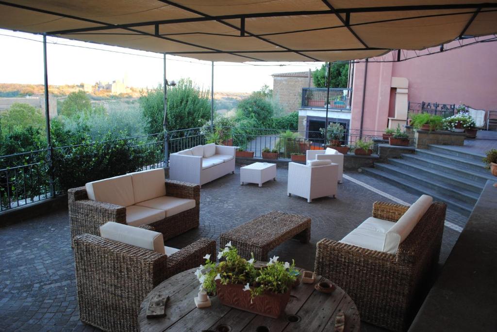 Posezení v ubytování Hotel Tuscania Panoramico