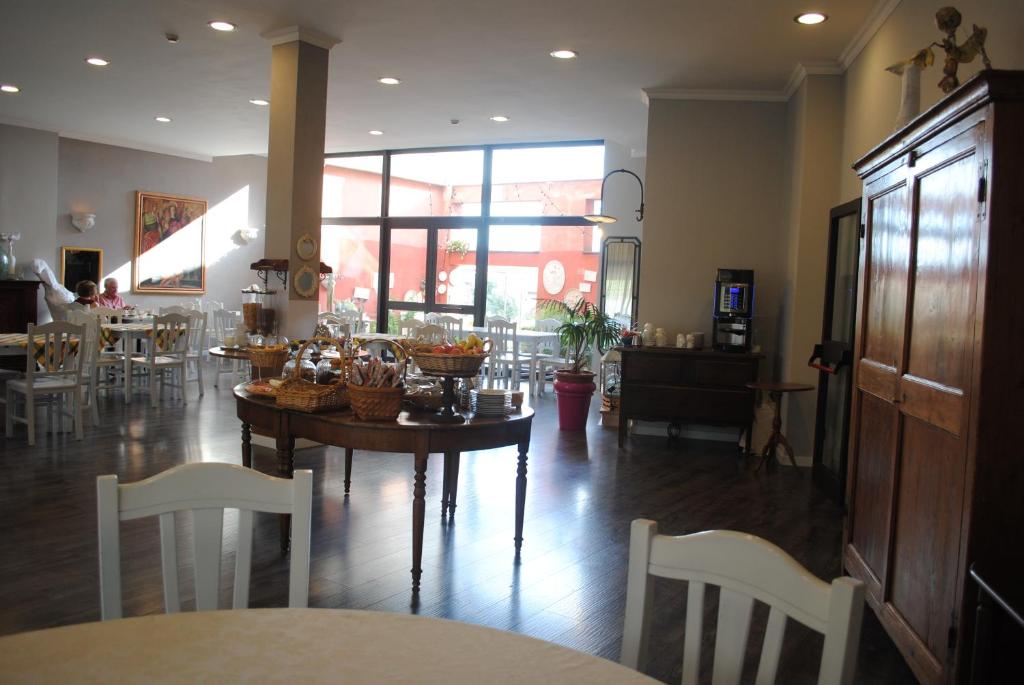 Restaurace v ubytování Hotel Tuscania Panoramico