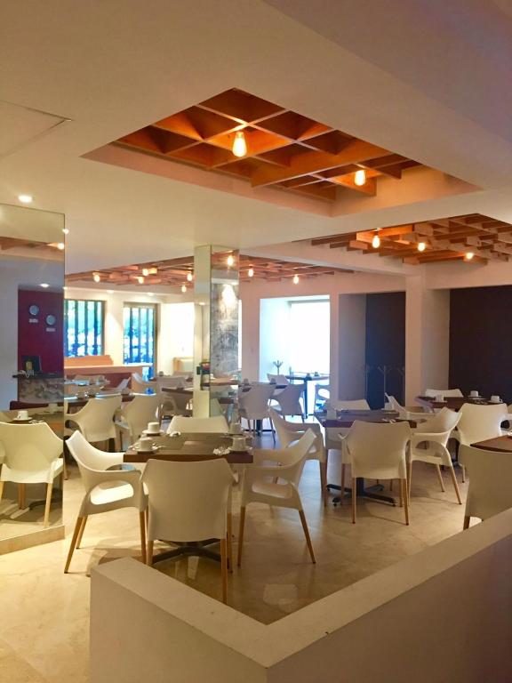 Restaurace v ubytování Ambiance Suites
