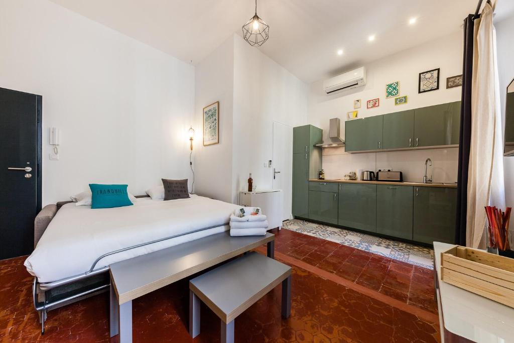 Chez Nous - 7 Appartements sur le Vieux Port - Studio Apartment - Manon