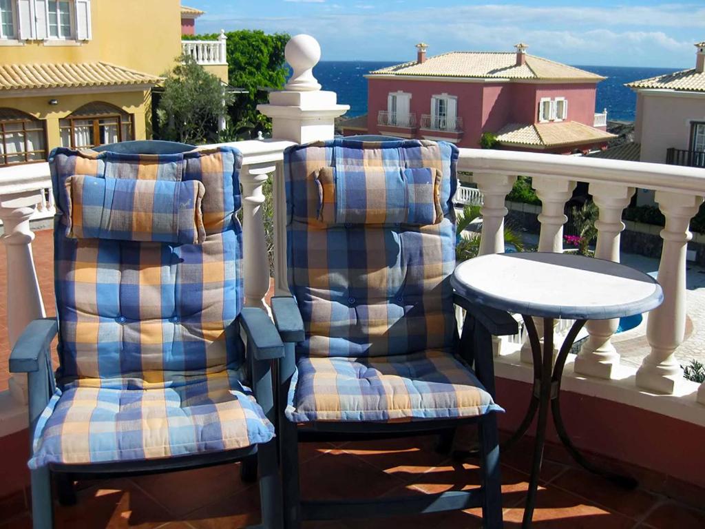 Fotografia z galérie ubytovania LAS DUNAS 2 by RENTMEDANO Pretty 2 bedroom villa, ocean views, pool and WiFi v destinácii El Médano