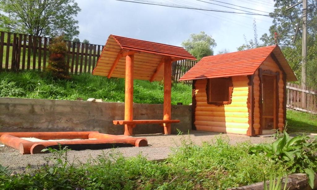Anastasiya - Maison De Trois Chambres