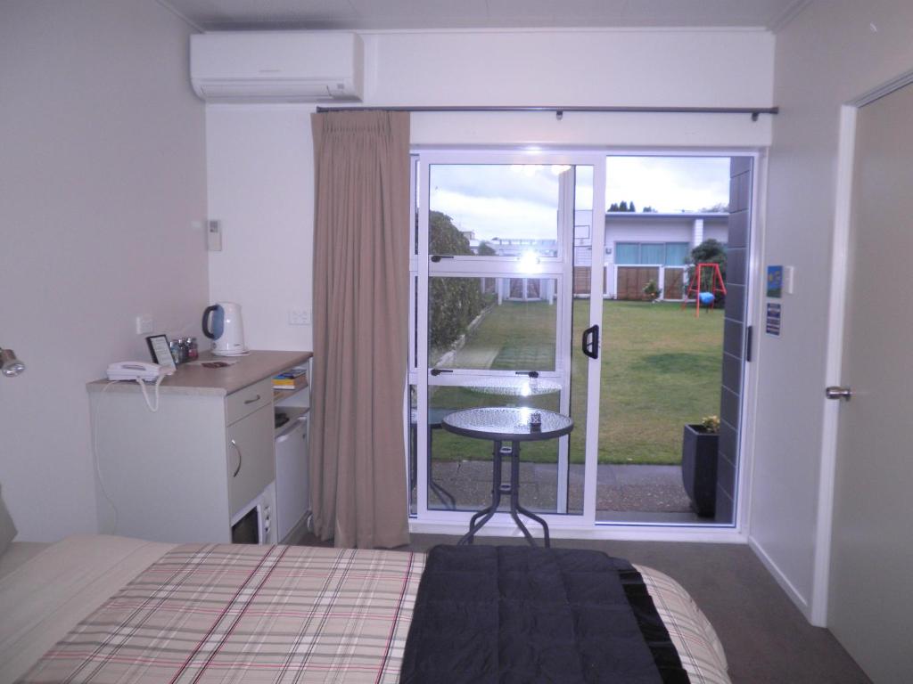 Broadway Motel & Miro Court Villas - Resim 35