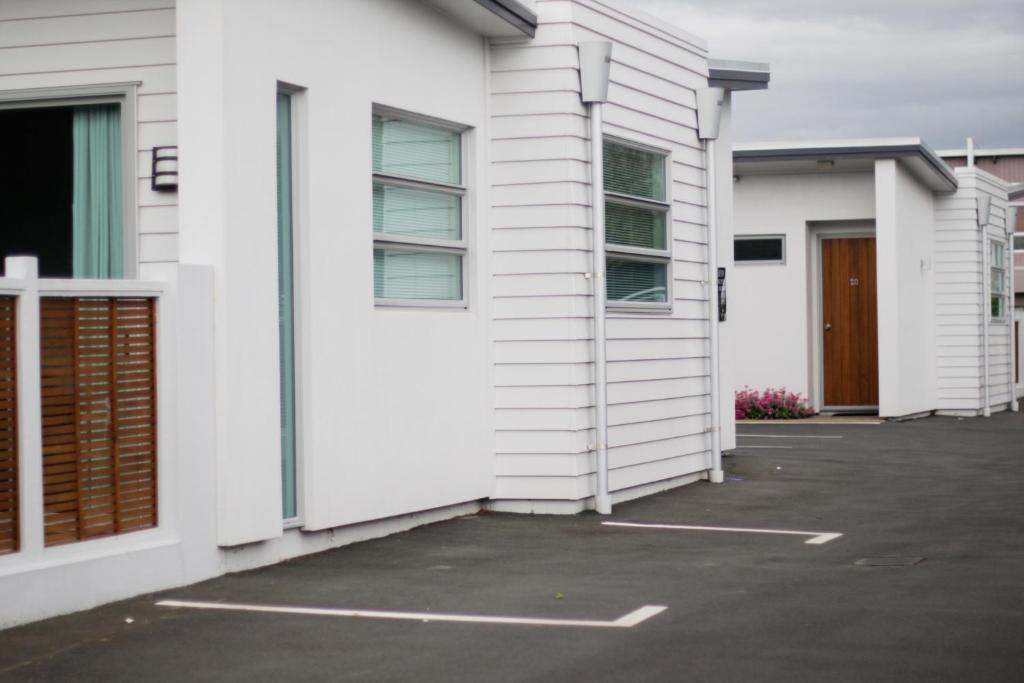 Broadway Motel & Miro Court Villas - Resim 41