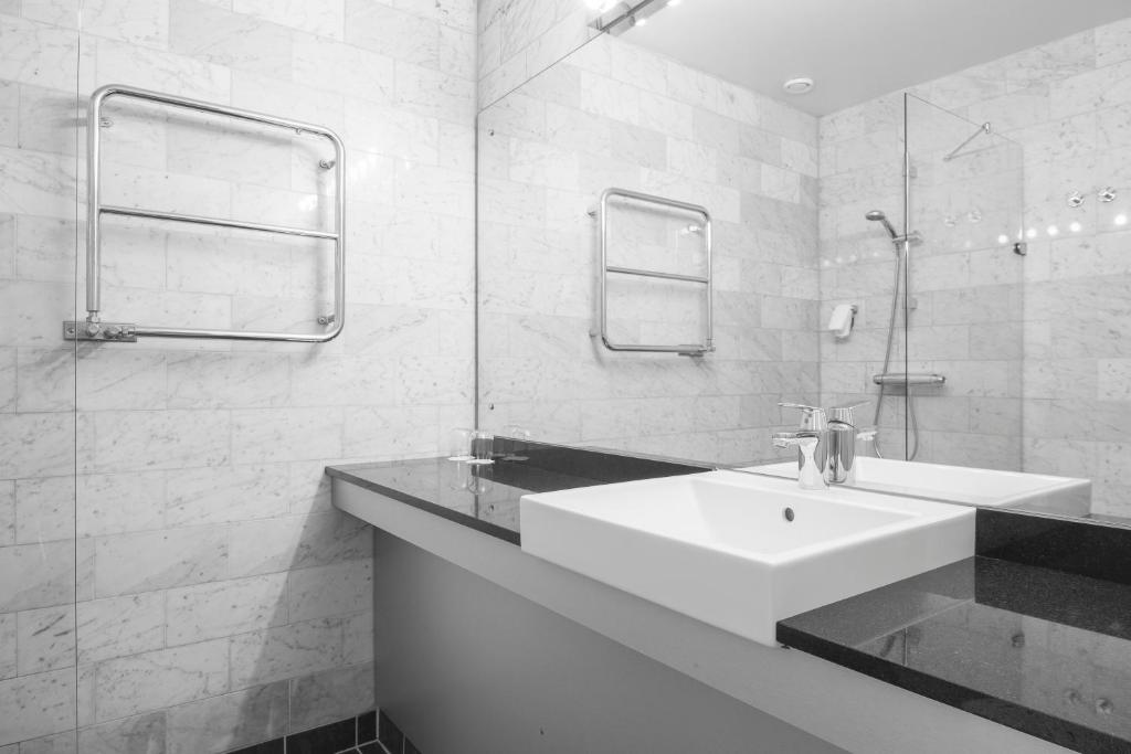 Koupelna v ubytování Quality Hotel Ekoxen