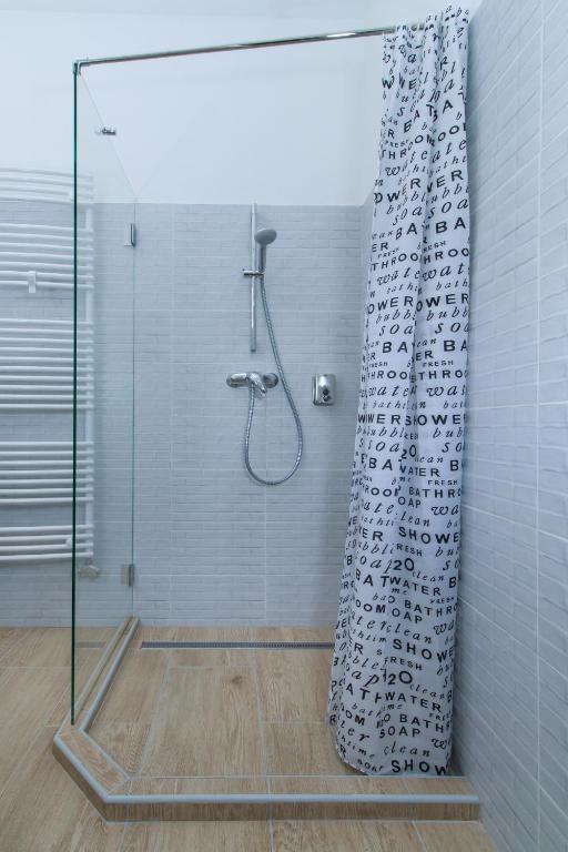 A bathroom at Ecoappartment 2