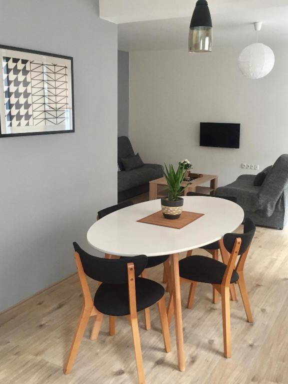 Apartment Adi - Appartement De Deux Chambres