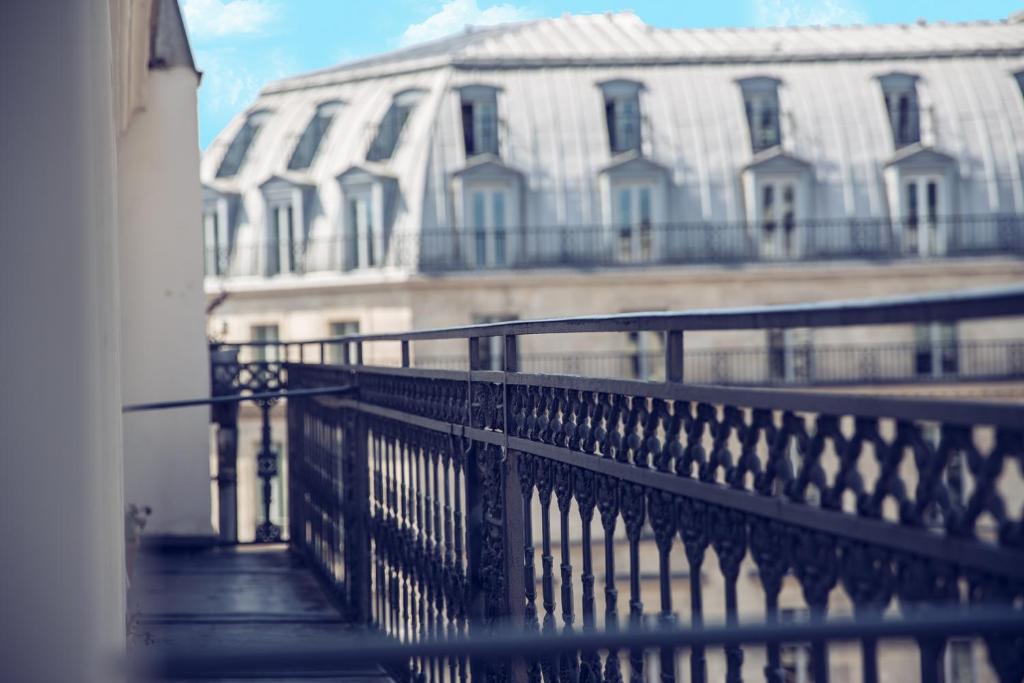 Timhotel Le Louvre - Resim 31