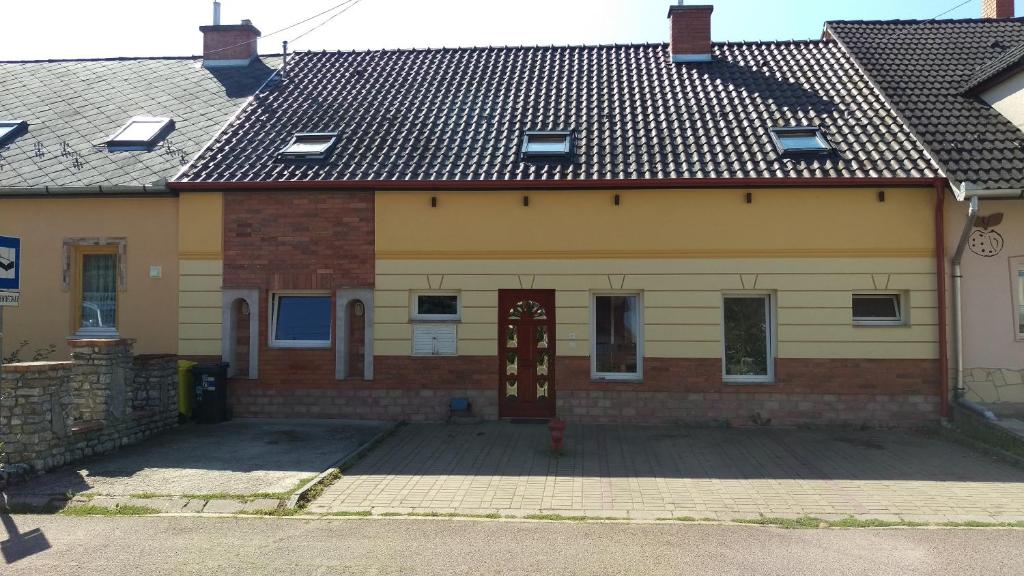 Budynek, w którym mieści się pensjonat