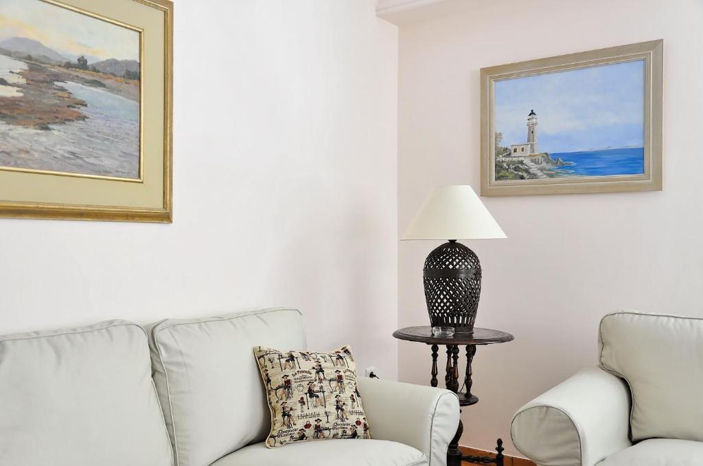 Athens Squared Apartments - 8