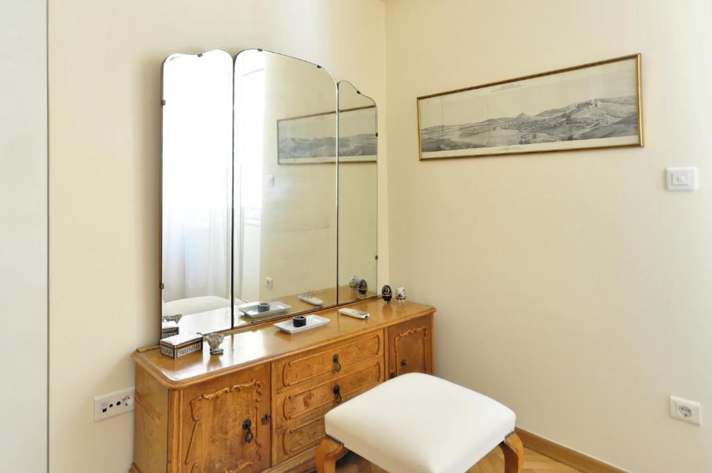 Athens Squared Apartments - 9