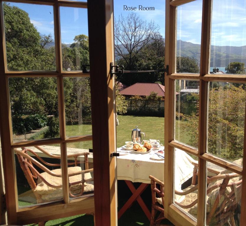 Nespecifikovaný výhled na hory nebo výhled na hory při pohledu z bed and breakfast
