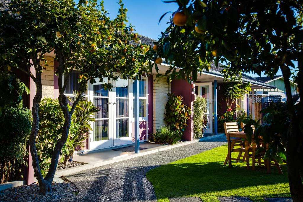 ASURE Colonial Lodge Motel - Resim 14