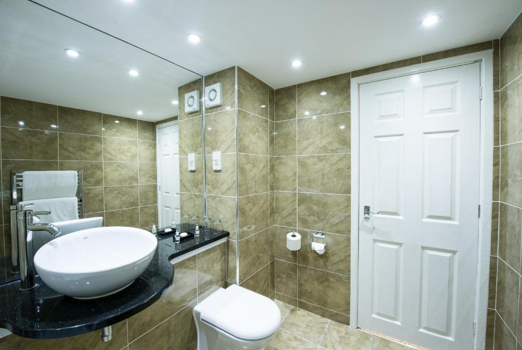 Prince Rupert Hotel - 