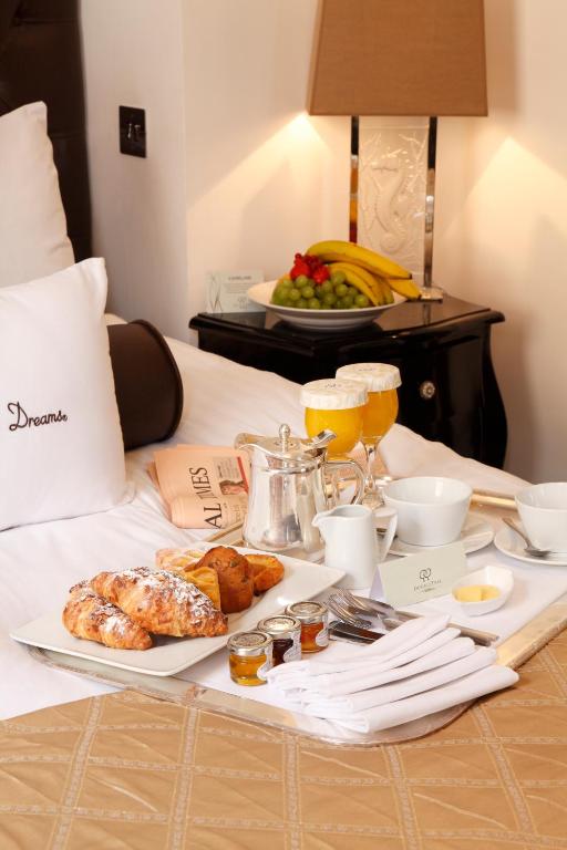 Courthouse Hotel London - Superior Queen Room