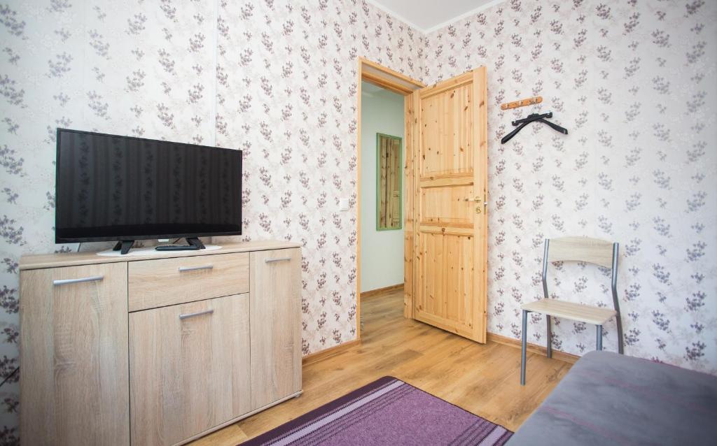 Televiisor ja/või meelelahutuskeskus majutusasutuses Katariina Guesthouse