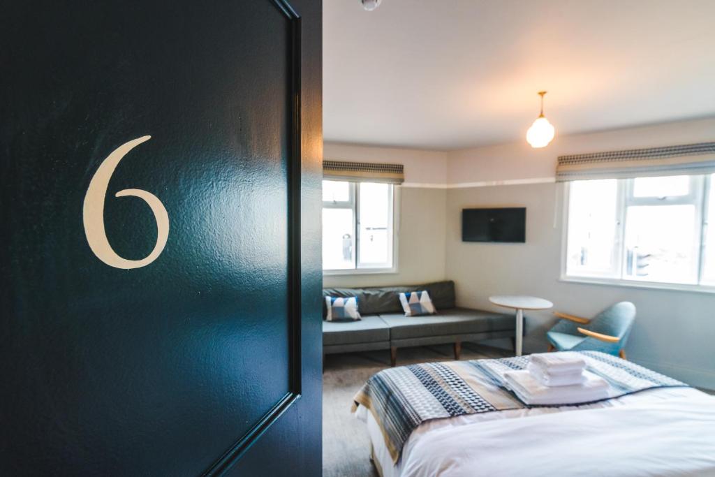 The Waterman - Resim 11