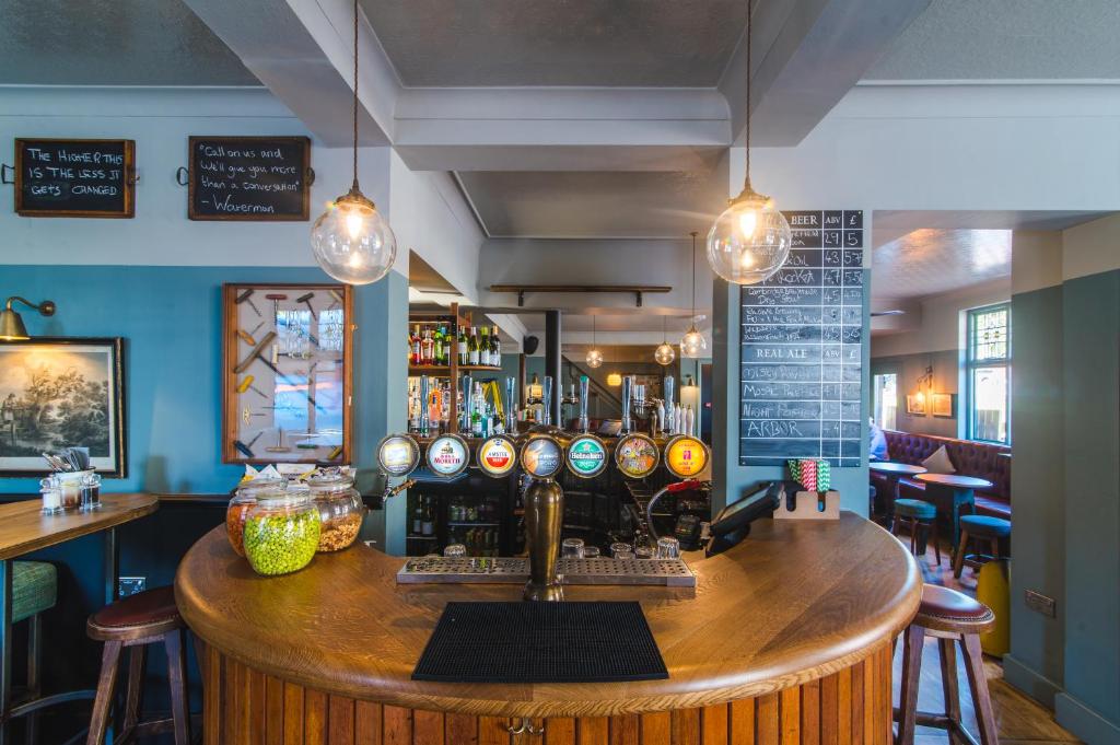 The Waterman - Resim 15