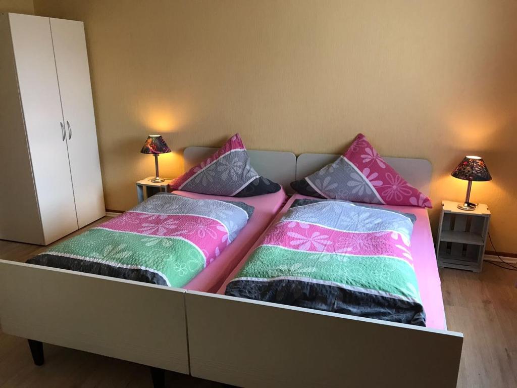 Postel nebo postele na pokoji v ubytování Winzerschenke