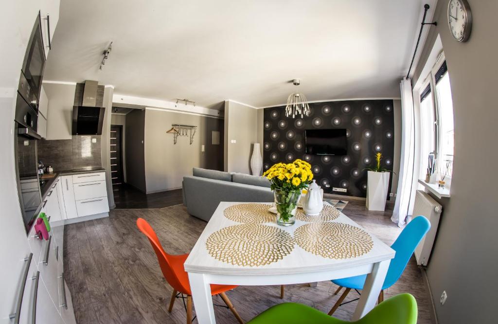 Kuchyňa alebo kuchynka v ubytovaní Apartamenty Centrum