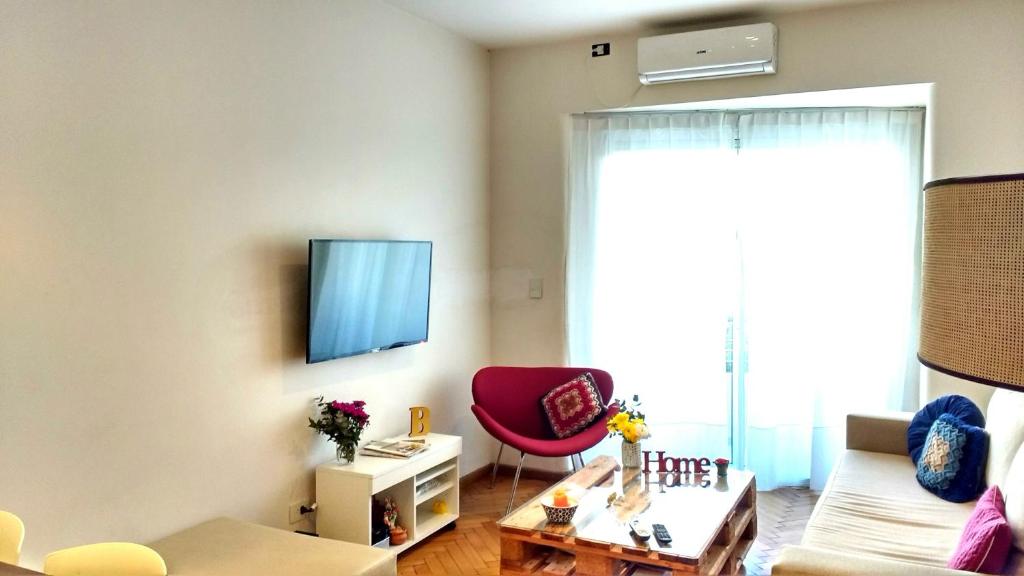 TV a/nebo společenská místnost v ubytování Apartamento en Palermo, Argentina