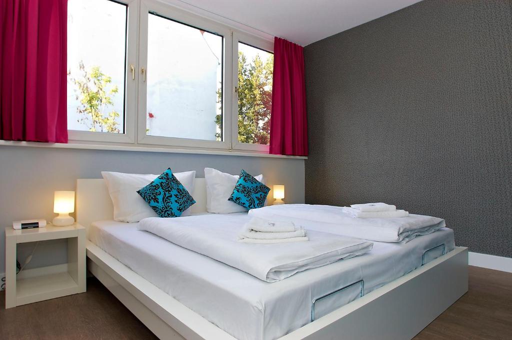 Apartmenthouse Berlin - Am Görlitzer Park - Superior Apartment