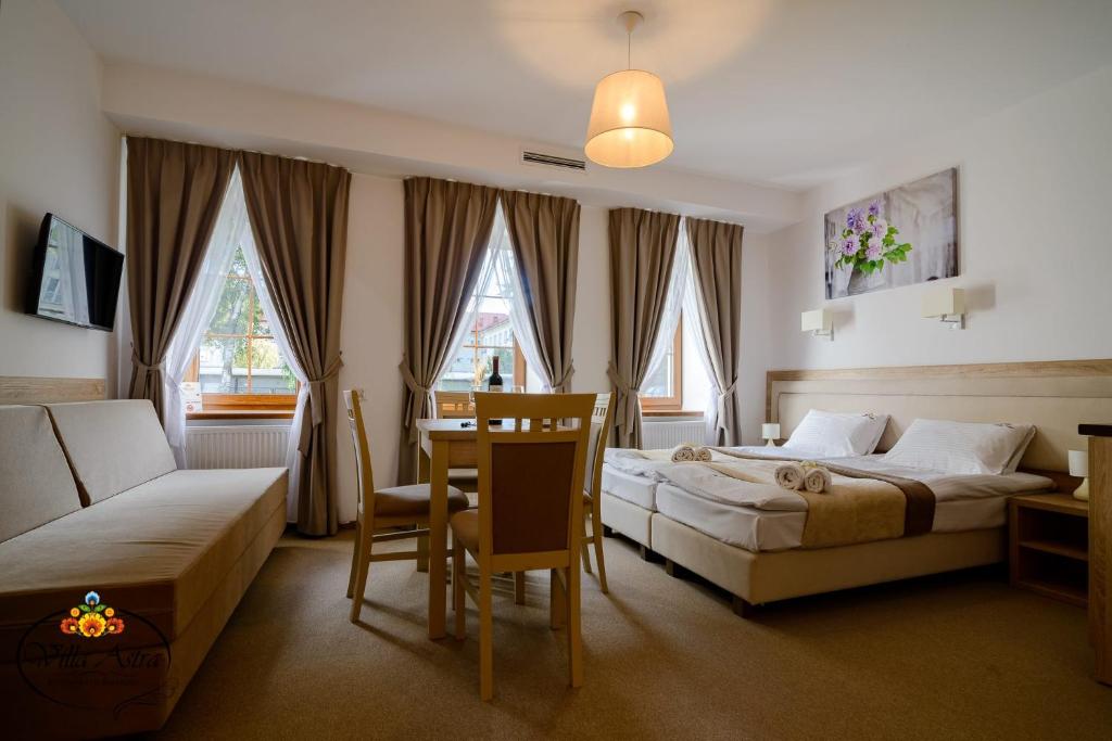 Villa Astra - Apartments & Restaurant - 19