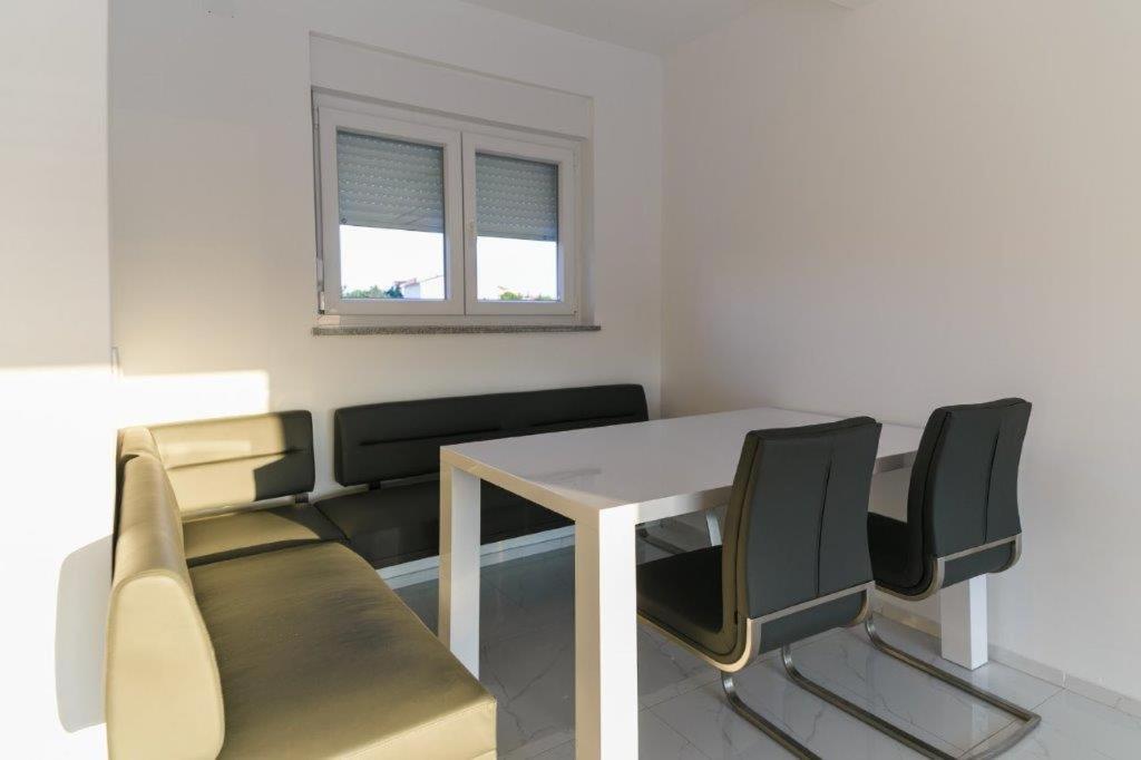 Część wypoczynkowa w obiekcie VIP Deluxe Villa JASMINA