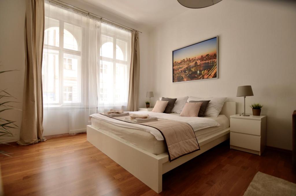 Beautiful Apartments in Prague - One-Bedroom Apartment