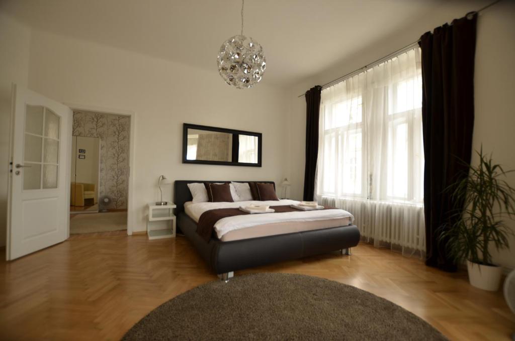 Beautiful Apartments in Prague - Executive Two-Bedroom Apartment