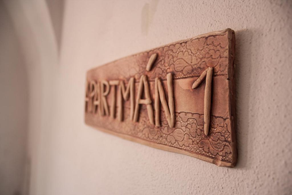 Certifikát, hodnocení, plakát nebo jiný dokument vystavený v ubytování Apartmany u Synagogy