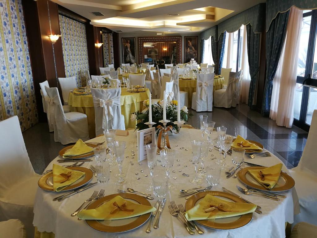 Restaurace v ubytování Hotel Lido - Beach and Palace