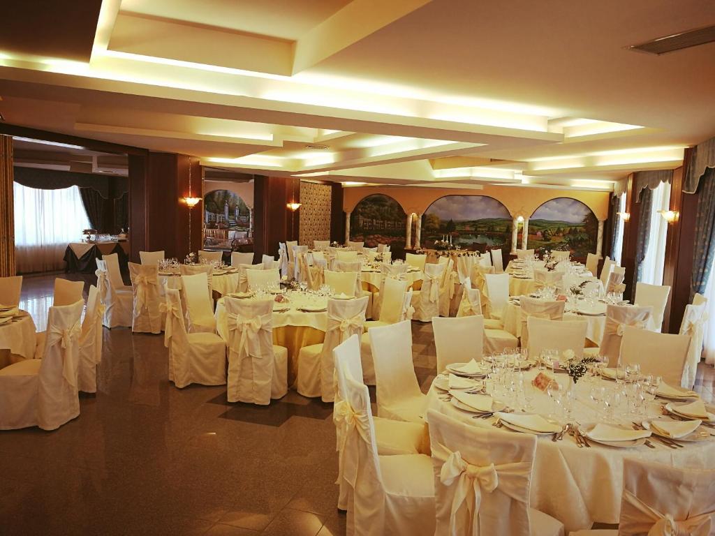 Restaurace v ubytování Hotel Lido - Beach and Palace