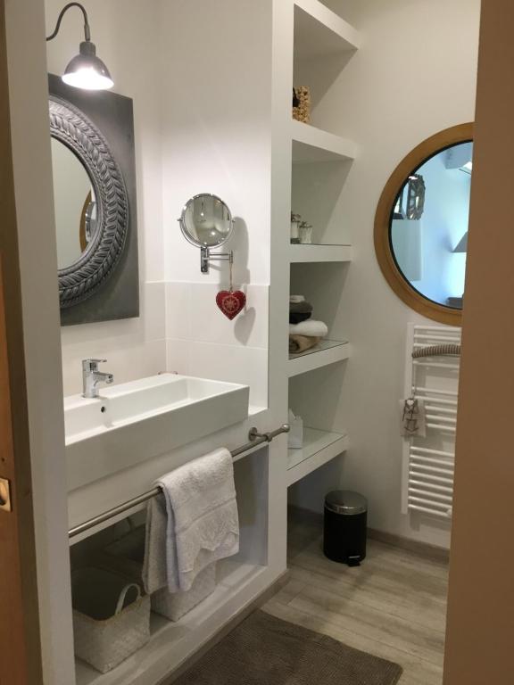 LA MAISON D INÈS and UGOLIN & SPA - Suite Met Uitzicht Op De Tuin