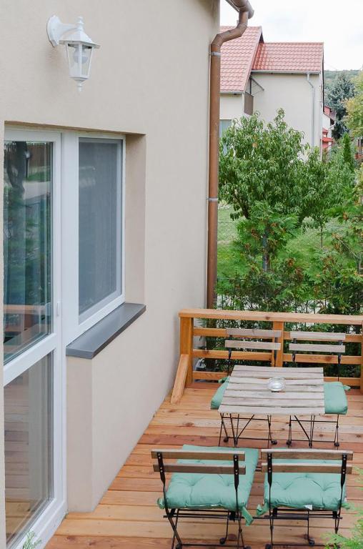 Balkón nebo terasa v ubytování Babi Guesthouse - Babi Vendégház