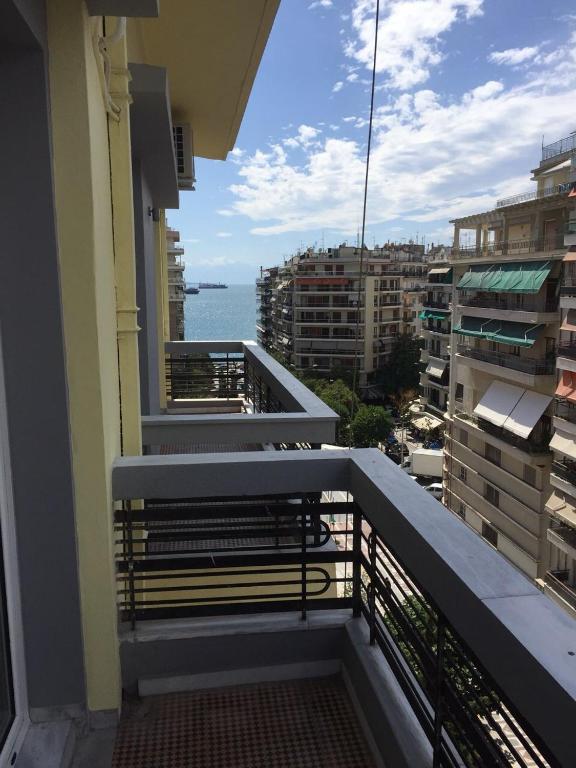 Superior One Luxury Apartments - 3