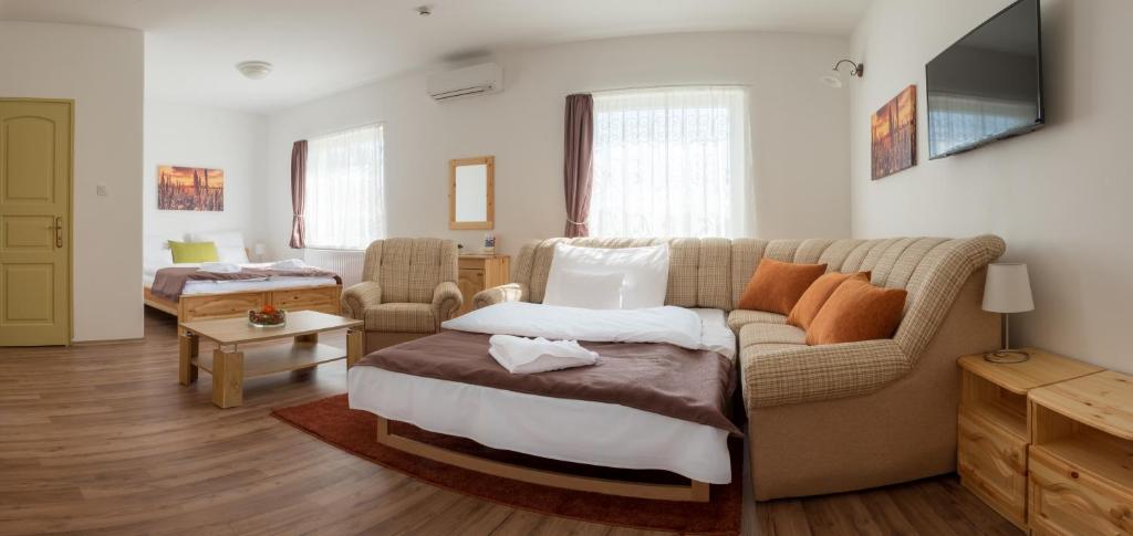 Posedenie v ubytovaní Land-Plan Hotel